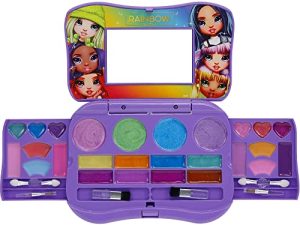 مجموعة راينبو هاي - مجموعة Townley Girl Beauty المدمجة مع فرش ، 4 ظلال عيون ، 8 ملمع شفاه و 4 مجموعة مكياج لامعة للفتيات الصغيرات ، الأعمار من 6 سنوات فما فوق مثالية للحفلات والنوم والتجميل
