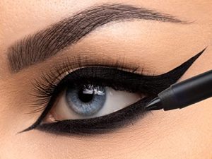 K7L Black - Onyx - قلم تحديد العيون لمستحضرات التجميل النسائية